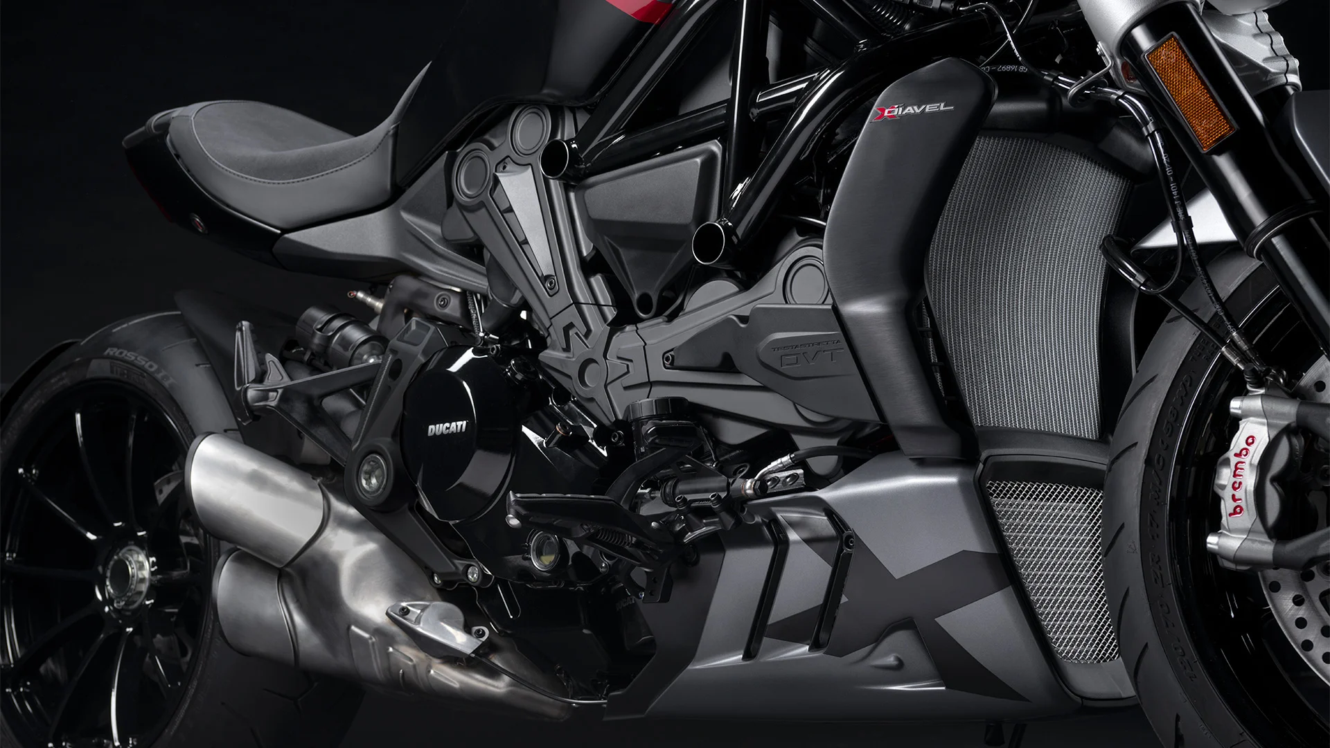 Ducati-X-Diavel-Dark-Gallery (1)