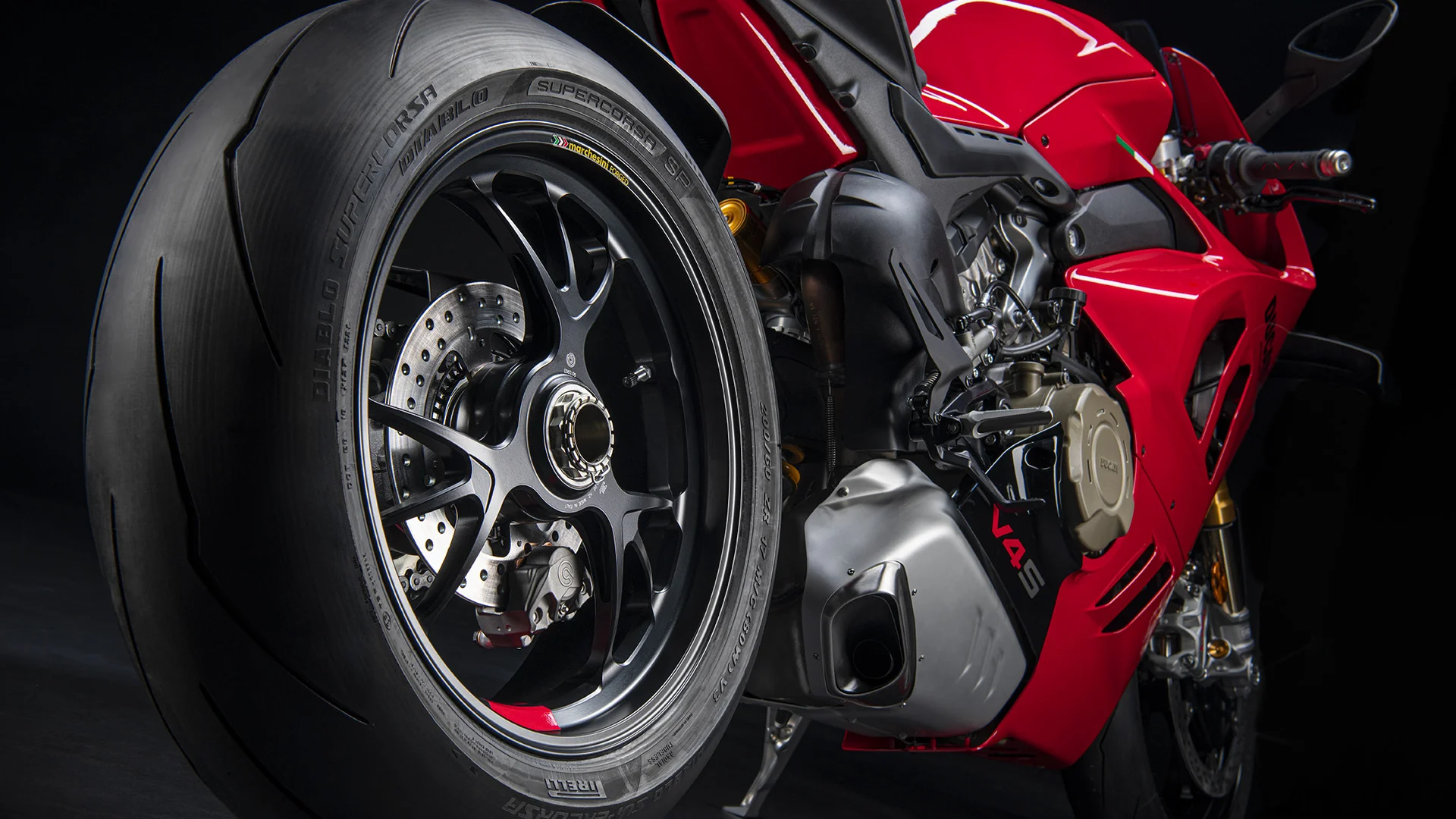 Panigale-V4-S-Gallery00 (2)