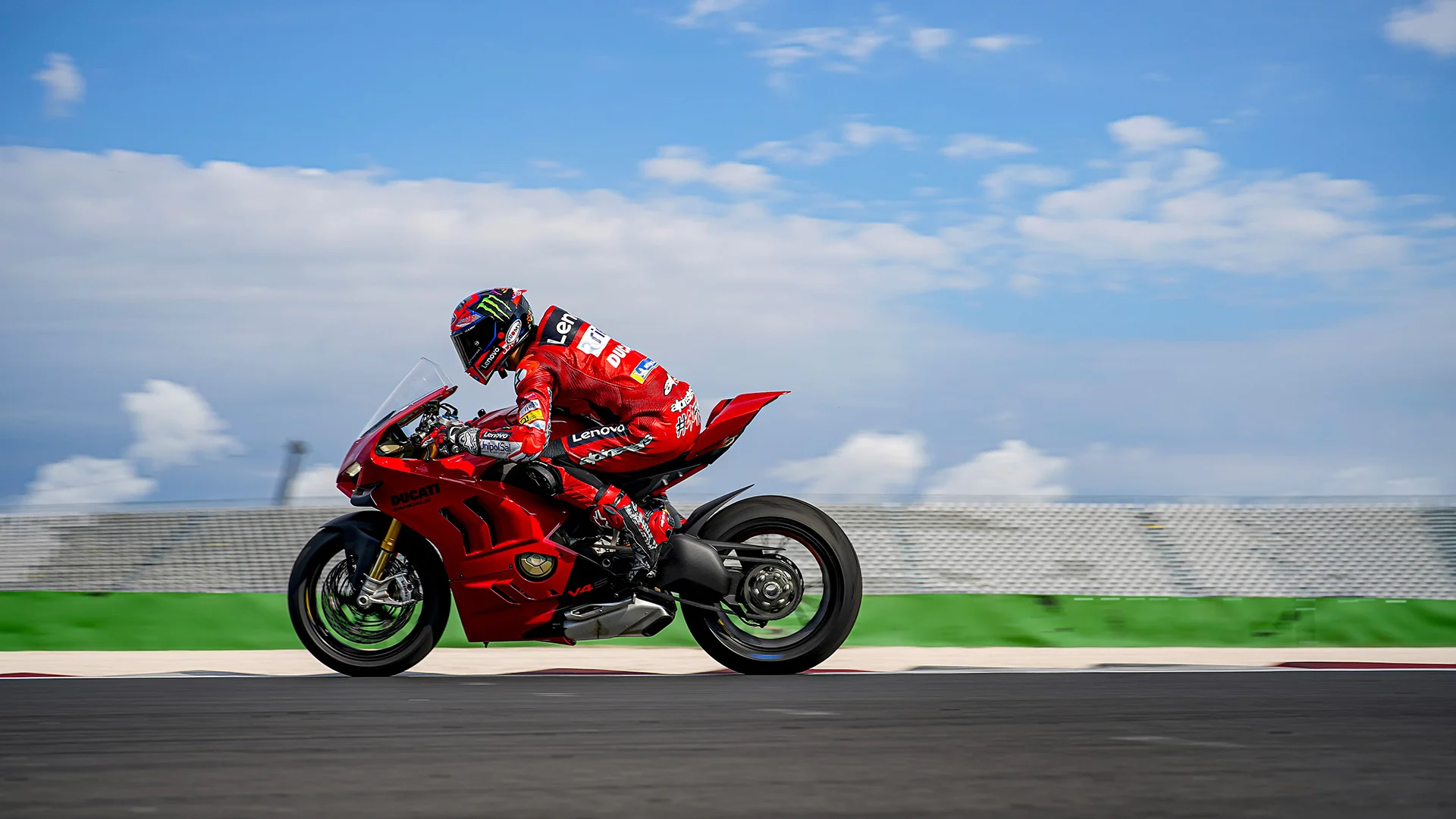 Panigale-V4-S-Gallery00 (6)