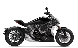 xdiavel-s-black-my22-model-preview-thrilling-black-65365a316a575